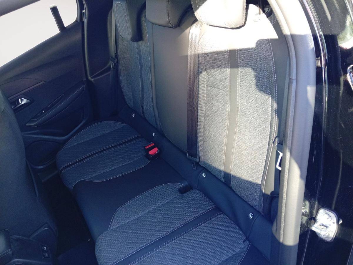peugeot-208-2025-gasolina-1199cc