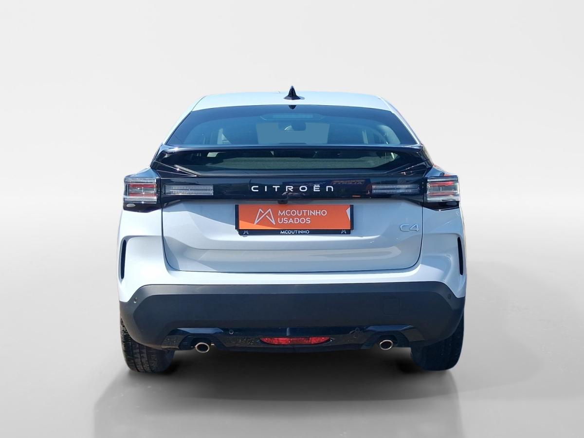 citroen-c4-2025-hibrido-a-gasolina-1199cc