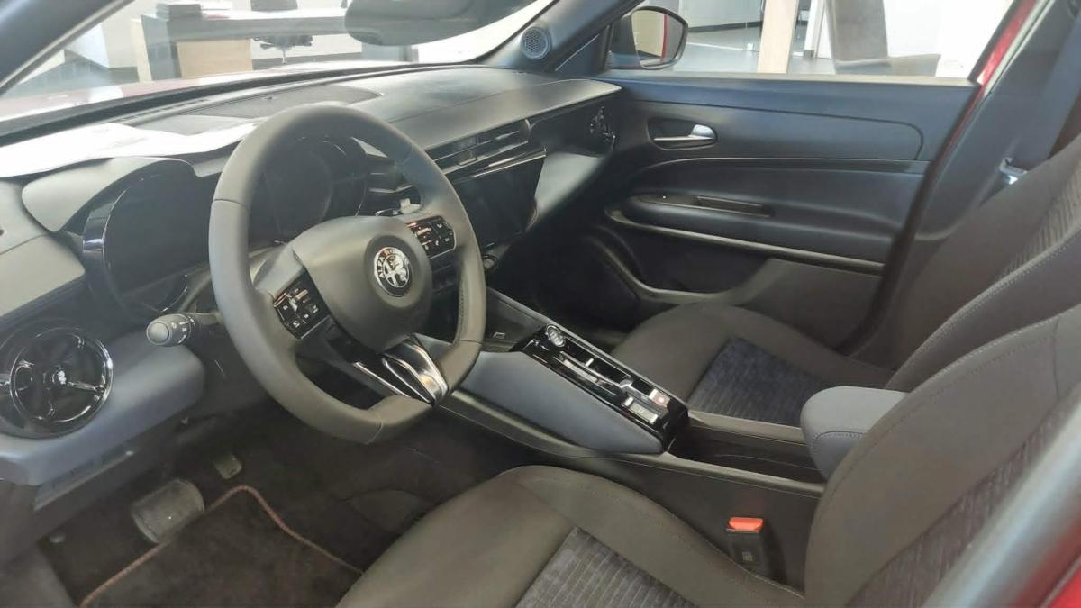 alfa-romeo-junior-2026-gasolina-1199cc