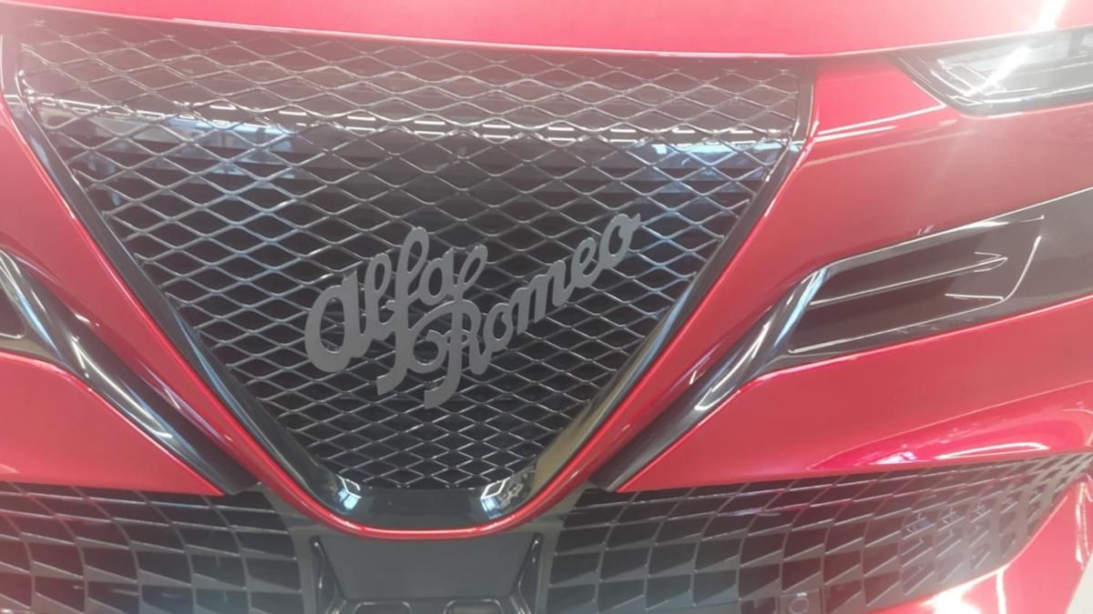 alfa-romeo-junior-2026-hibrido-a-gasolina-1199cc