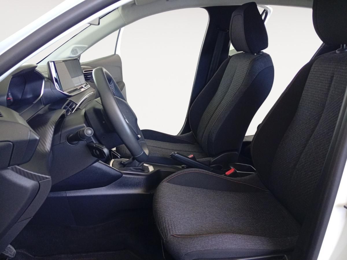 peugeot-208-2025-gasolina-1199cc
