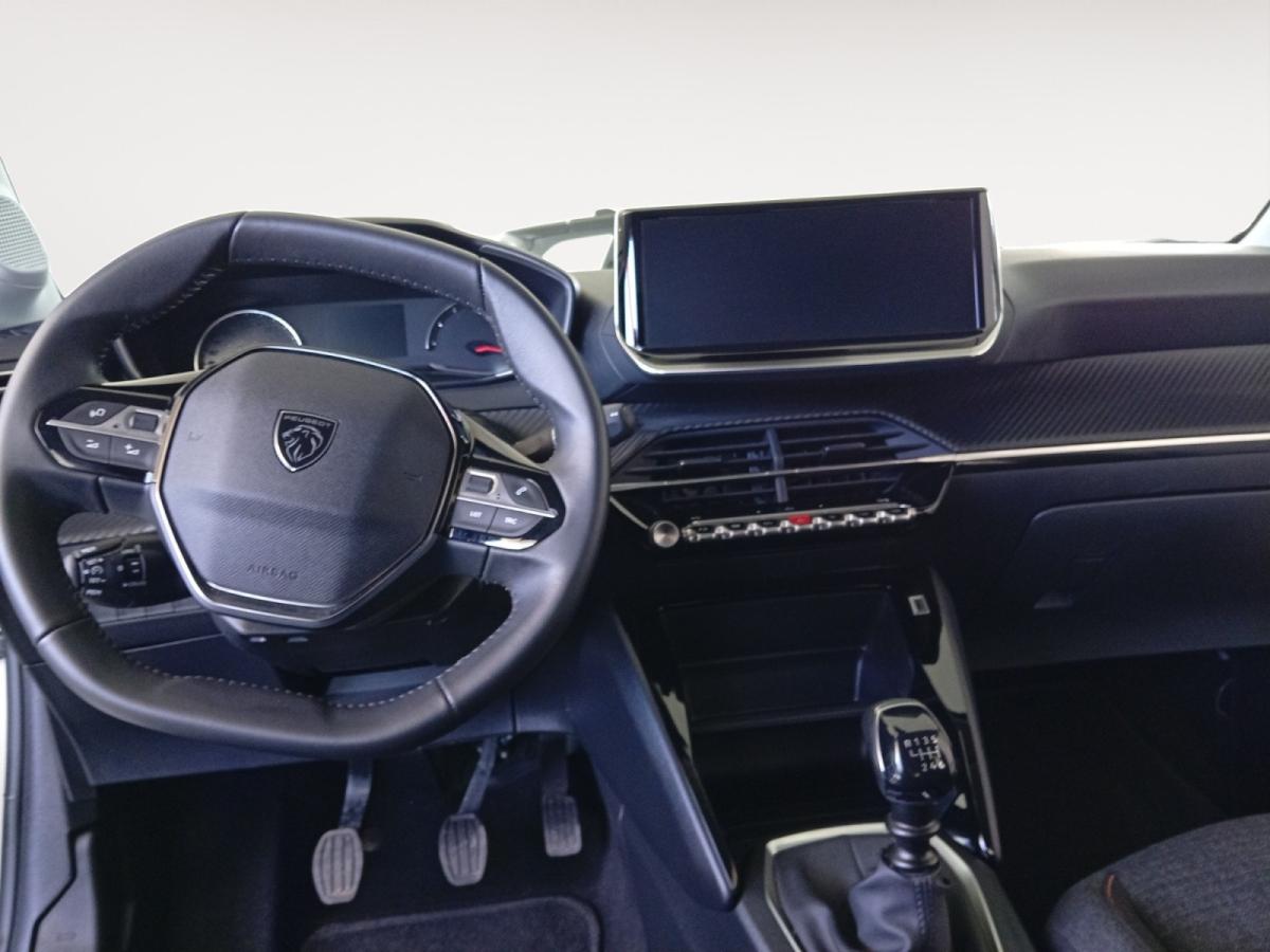 peugeot-208-2025-gasolina-1199cc