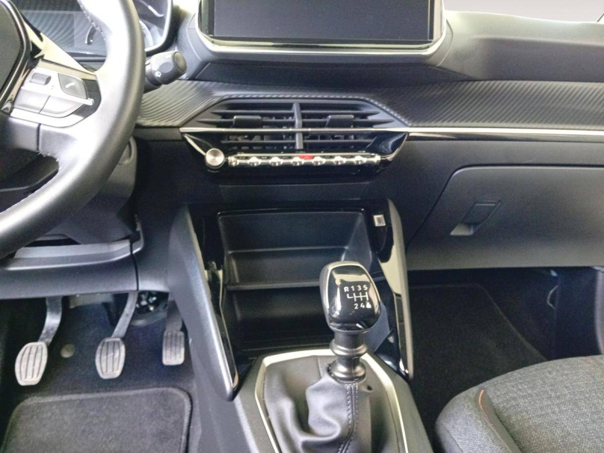 peugeot-208-2025-gasolina-1199cc