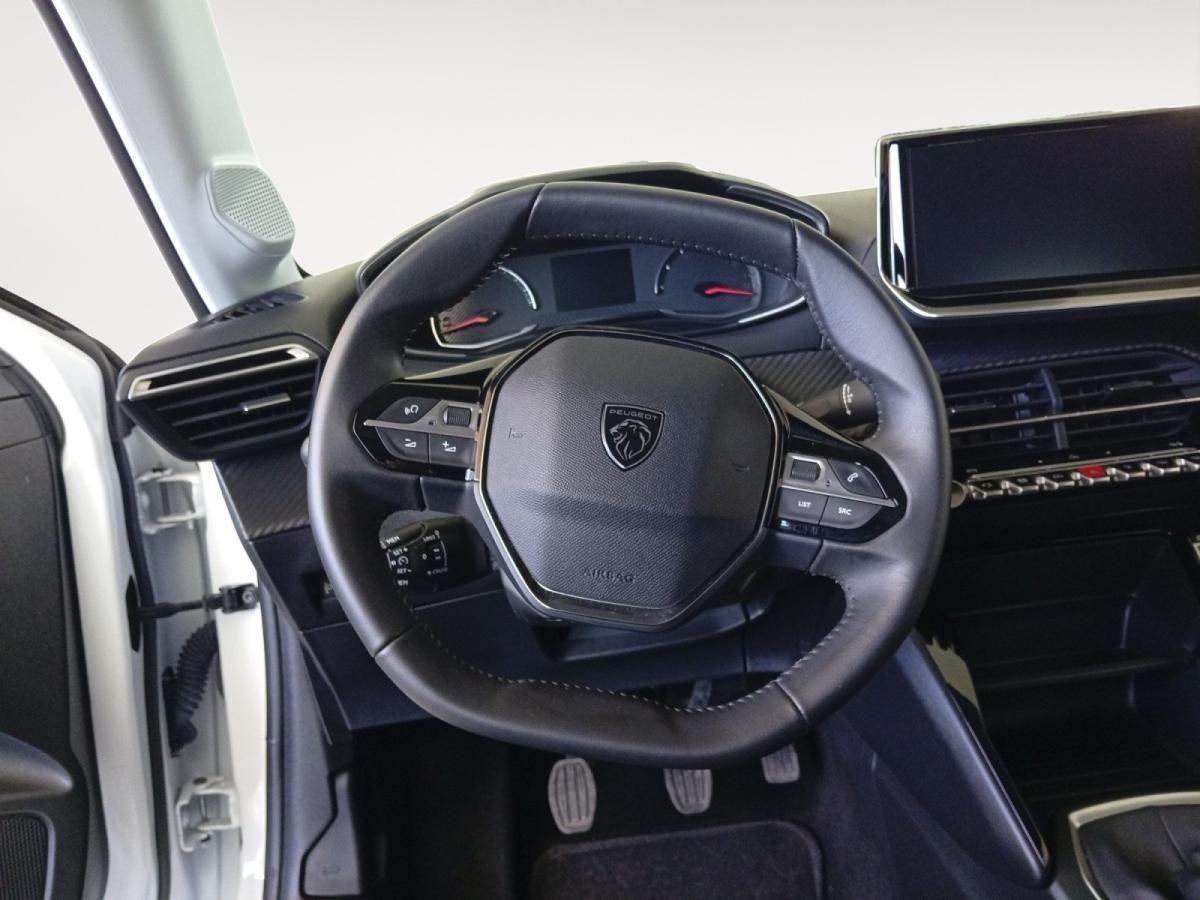 peugeot-208-2025-gasolina-1199cc