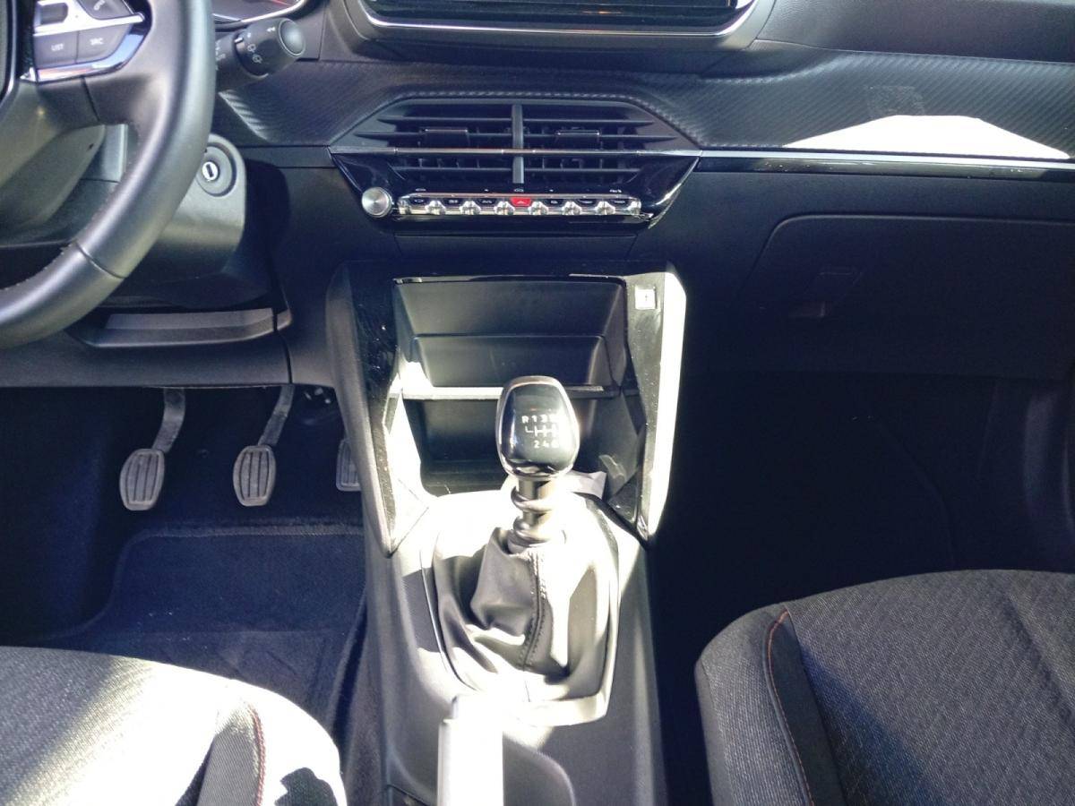 peugeot-2008-2025-gasolina-1199cc