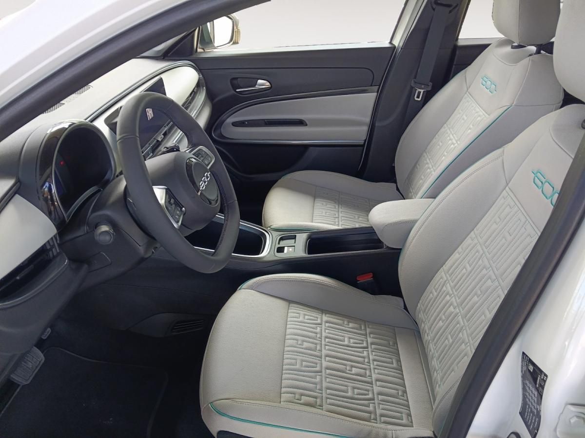 fiat-600-2024-gasolina-1199cc