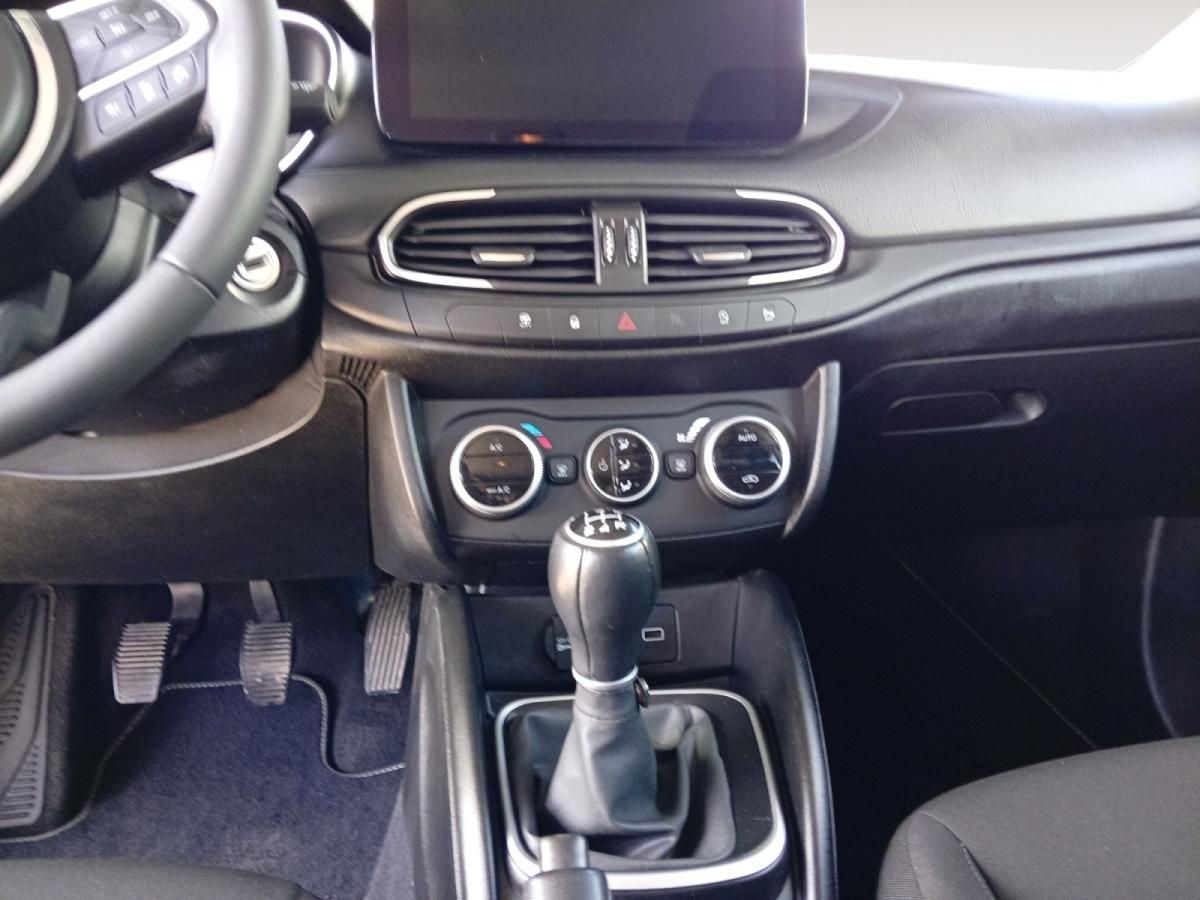 fiat-tipo-station-wagon-2023-gasolina-999cc