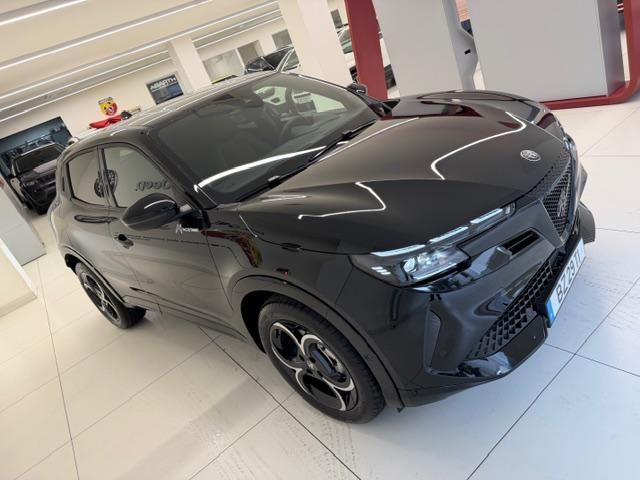 alfa-romeo-junior-2025-hibrido-a-gasolina-1199cc