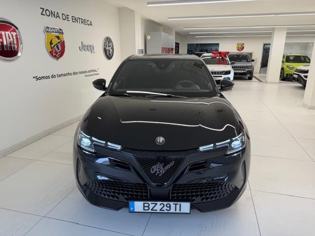 alfa-romeo-junior-2025-hibrido-a-gasolina-1199cc