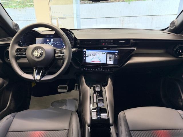 alfa-romeo-junior-2025-hibrido-a-gasolina-1199cc