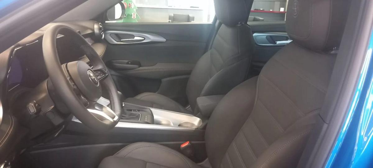 alfa-romeo-tonale-2025-hibrido-a-gasolina-1332cc