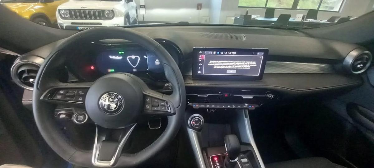alfa-romeo-tonale-2025-hibrido-a-gasolina-1332cc
