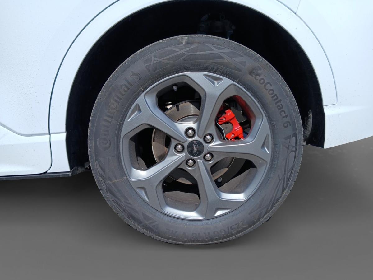 ford-kuga-2026-hibrido-a-gasolina-2488cc