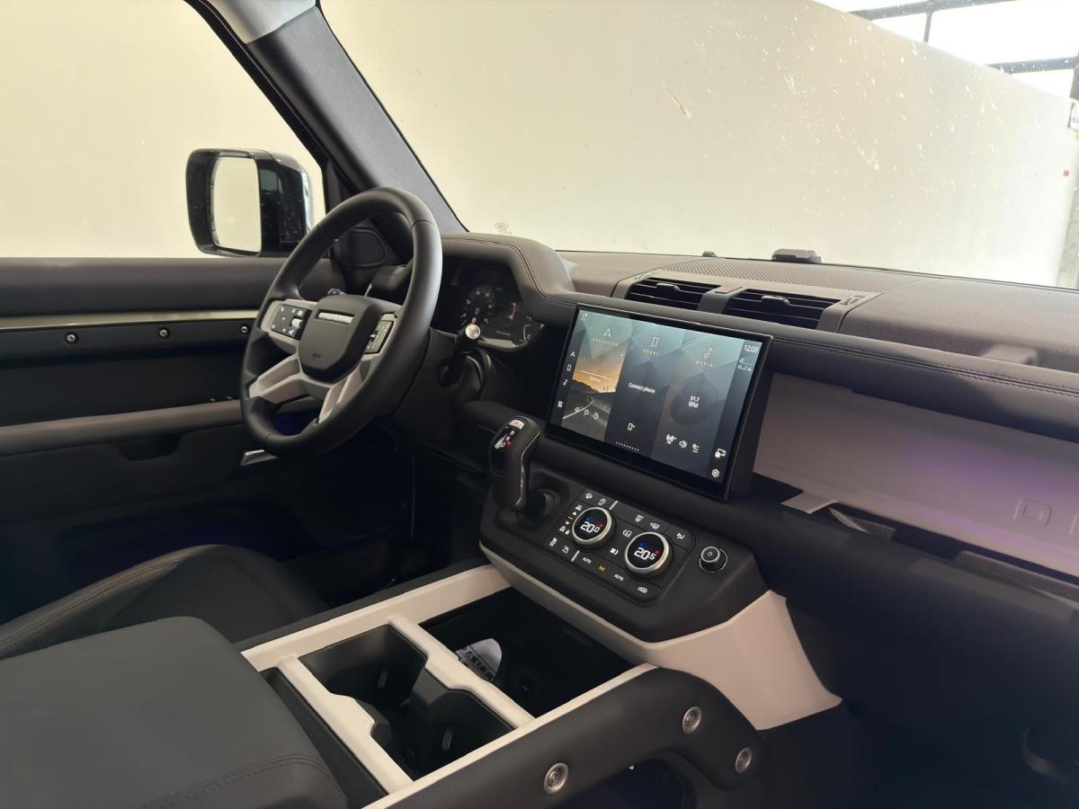 land-rover-defender-2024-diesel-2997cc