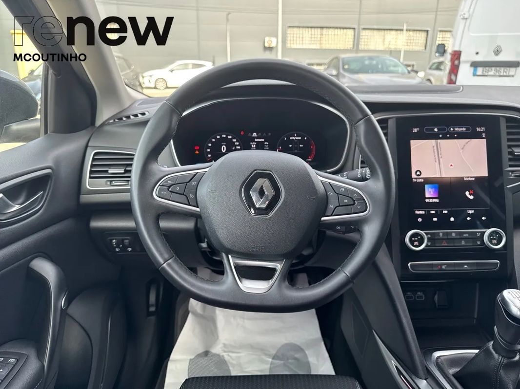 renault-megane-sport-tourer-2022-diesel-1461cc