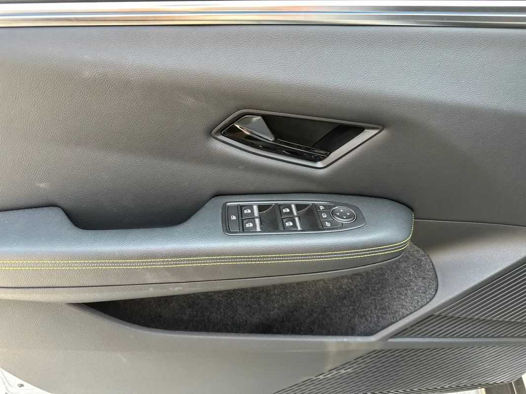renault-megane-e-tech-2024-eletrico-0cc
