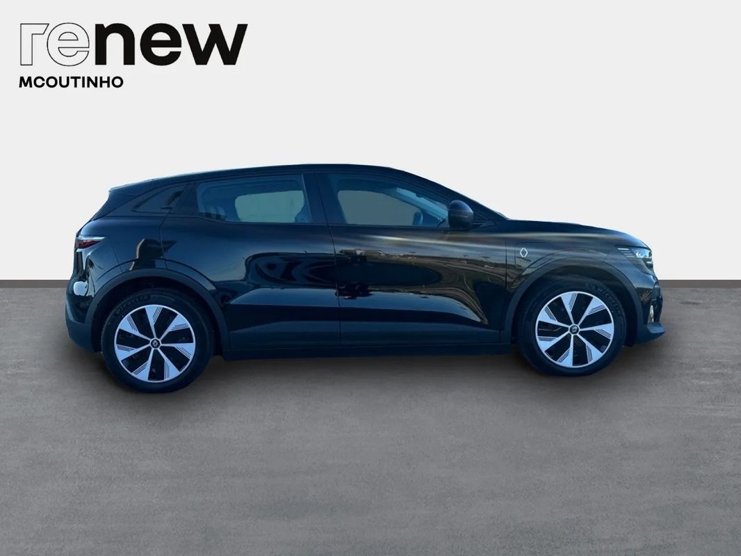 renault-megane-e-tech-2024-eletrico-0cc