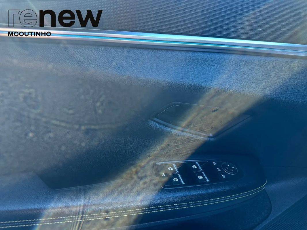 renault-megane-e-tech-2024-eletrico-0cc