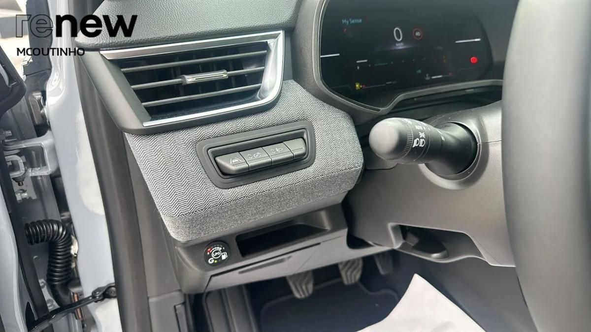 renault-clio-2024-gpl-999cc
