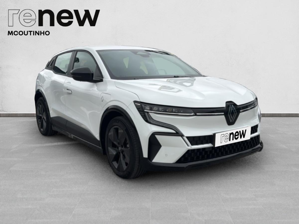 renault-megane-2024-eletrico-0cc