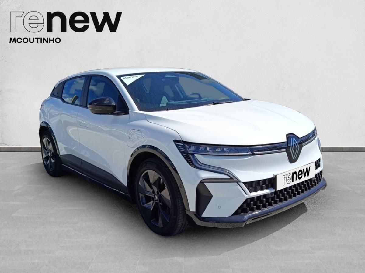 renault-megane-2024-eletrico-0cc