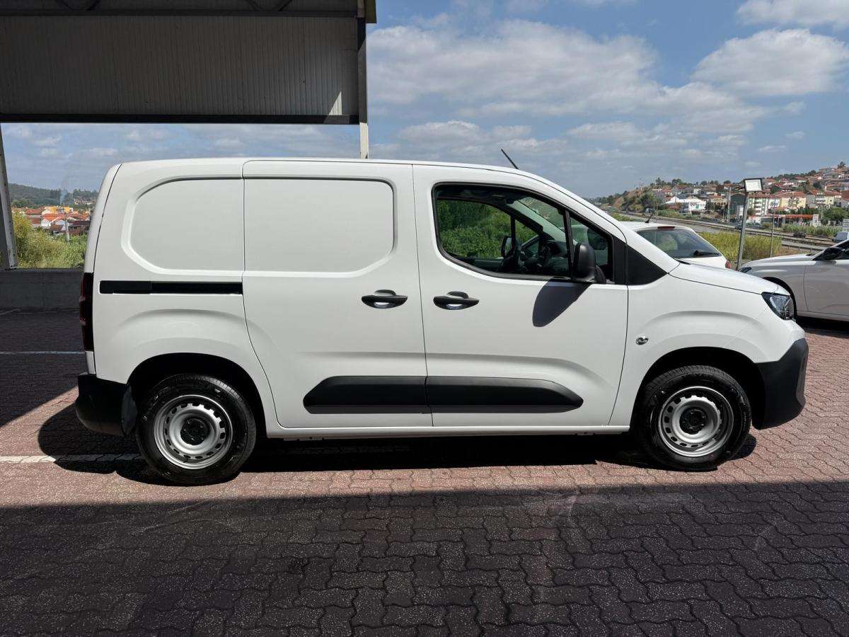 peugeot-partner-2026-diesel-1499cc