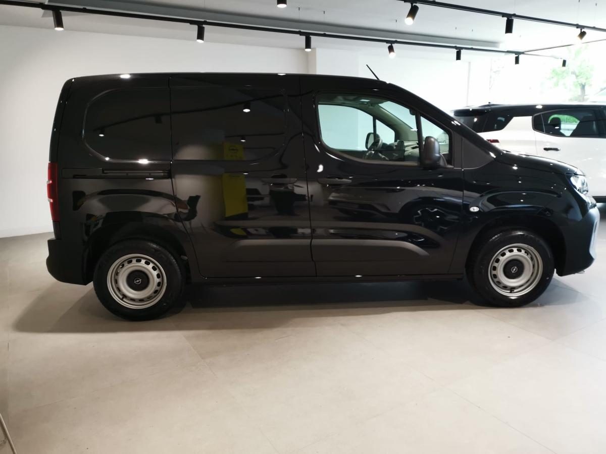 opel-combo-2026-diesel-1499cc