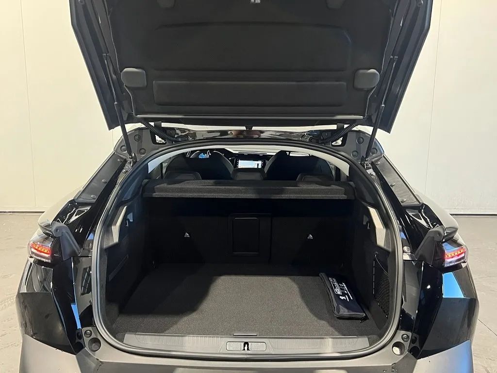 peugeot-408-2025-hibrido-a-gasolina-1598cc