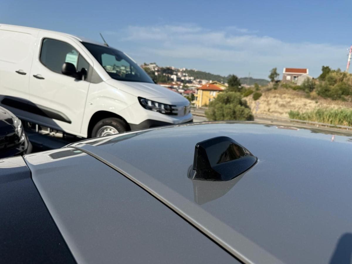 peugeot-208-2026-eletrico-0cc
