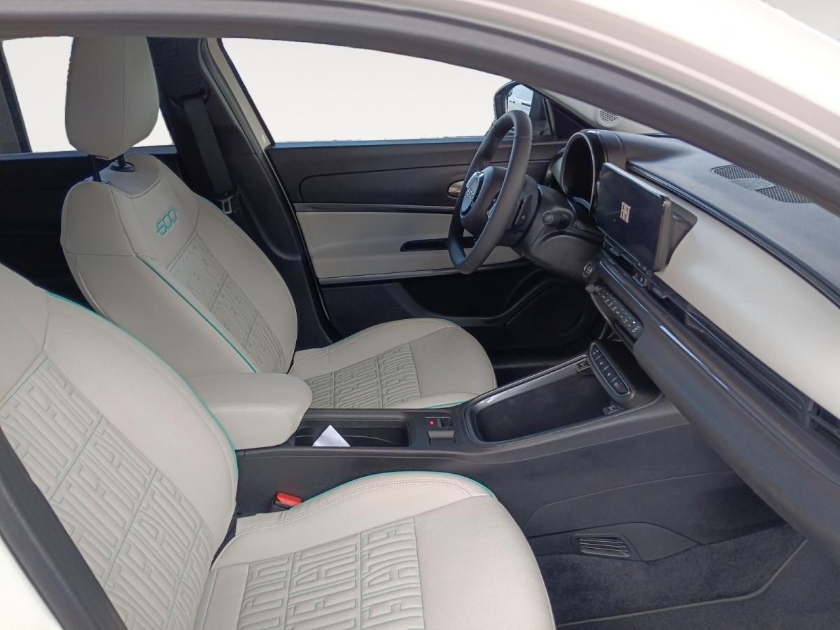 fiat-600-2024-gasolina-1199cc