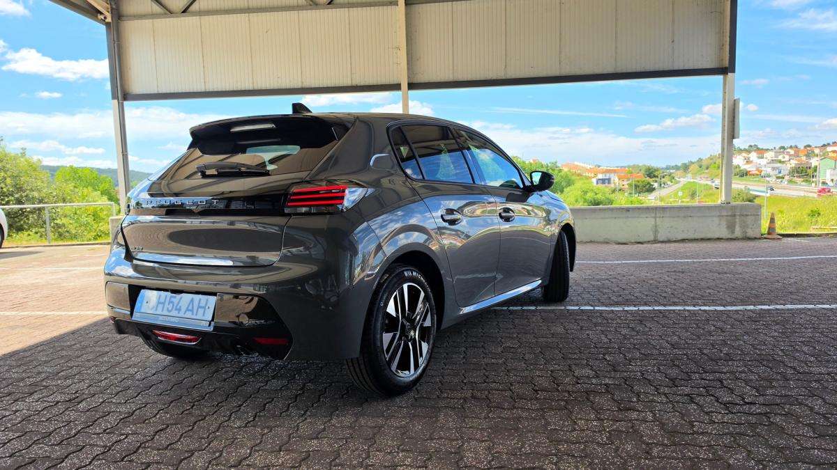 peugeot-208-2026-gasolina-1199cc
