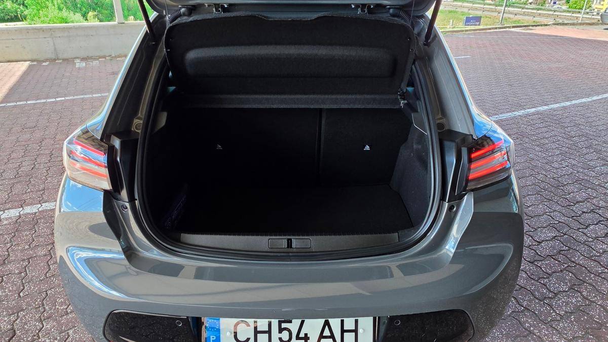 peugeot-208-2026-gasolina-1199cc