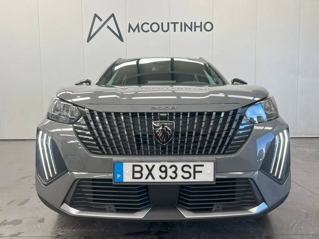 peugeot-2008-2025-eletrico-0cc
