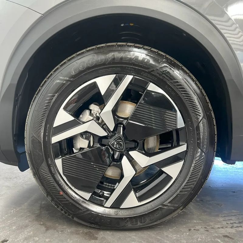 peugeot-2008-2025-eletrico-0cc