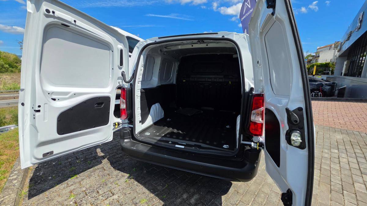 peugeot-partner-2026-diesel-1499cc