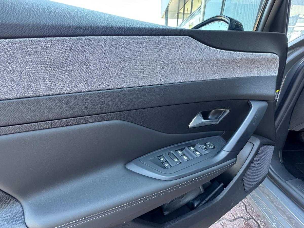 peugeot-e-308-2026-eletrico-0cc