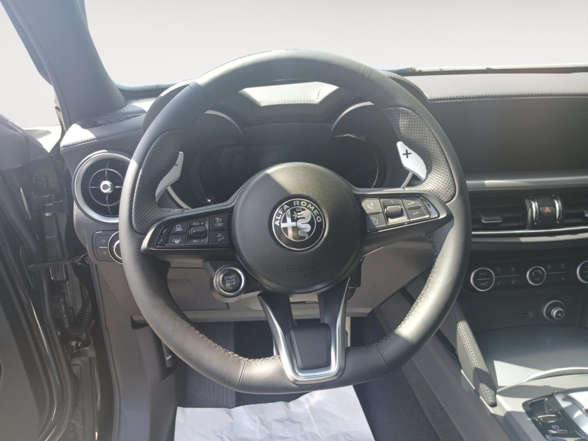 alfa-romeo-stelvio-2025-gasolina-1995cc