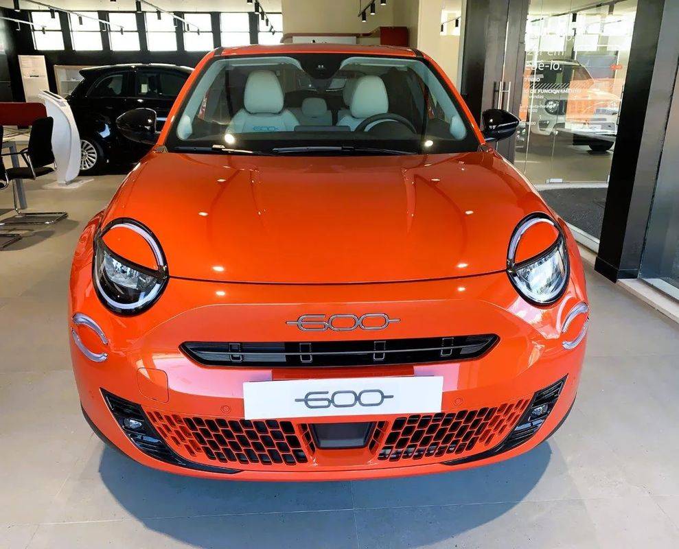 fiat-600-2023-eletrico-0cc