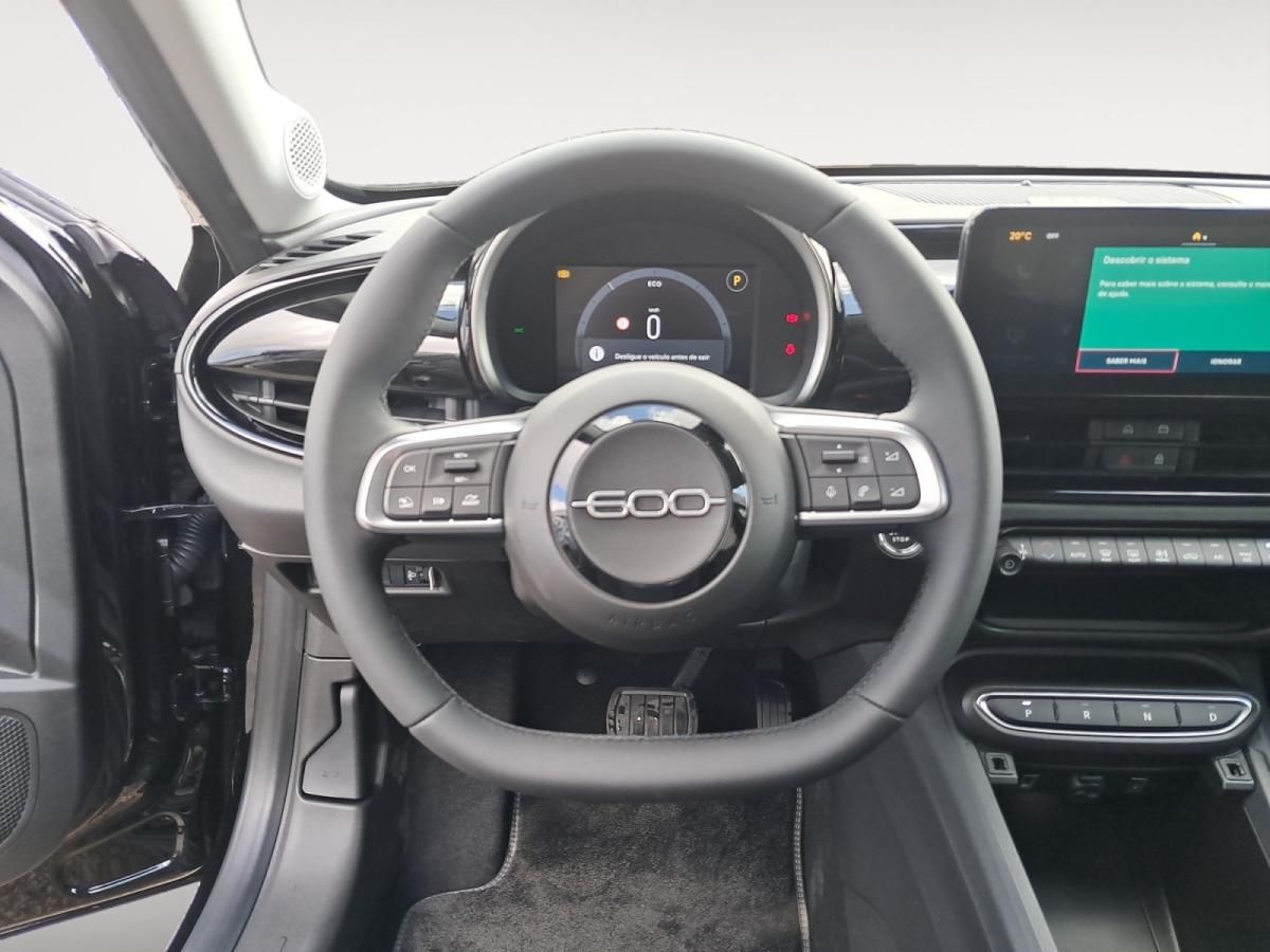 fiat-600-2026-gasolina-1199cc