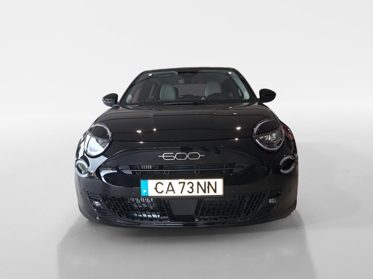 fiat-600-2025-gasolina-1199cc
