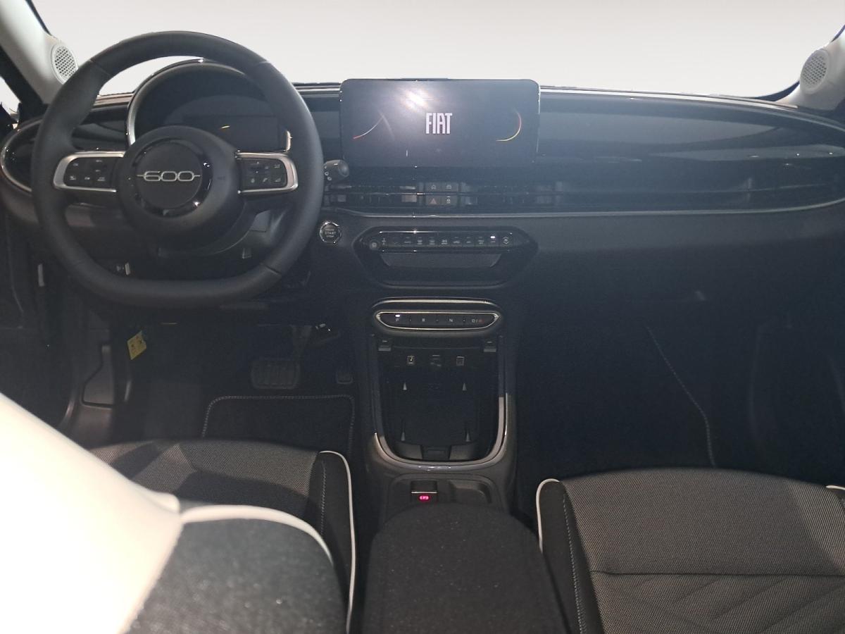 fiat-600-2025-gasolina-1199cc