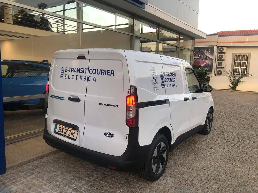 ford-transit-2025-eletrico-1cc