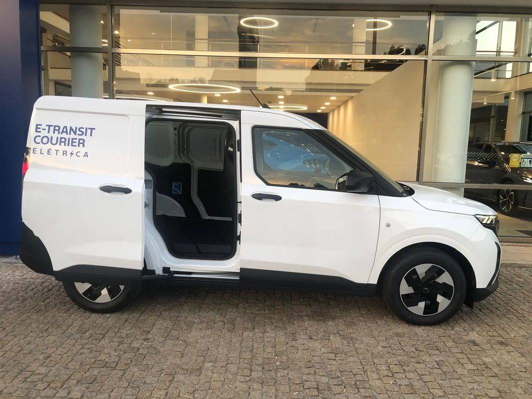 ford-transit-2025-eletrico-1cc