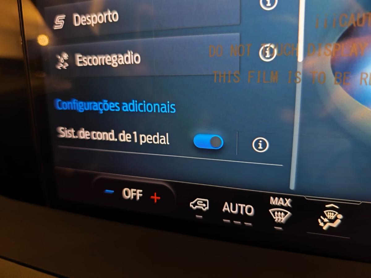 ford-tourneo-courier-2026-eletrico-500cc