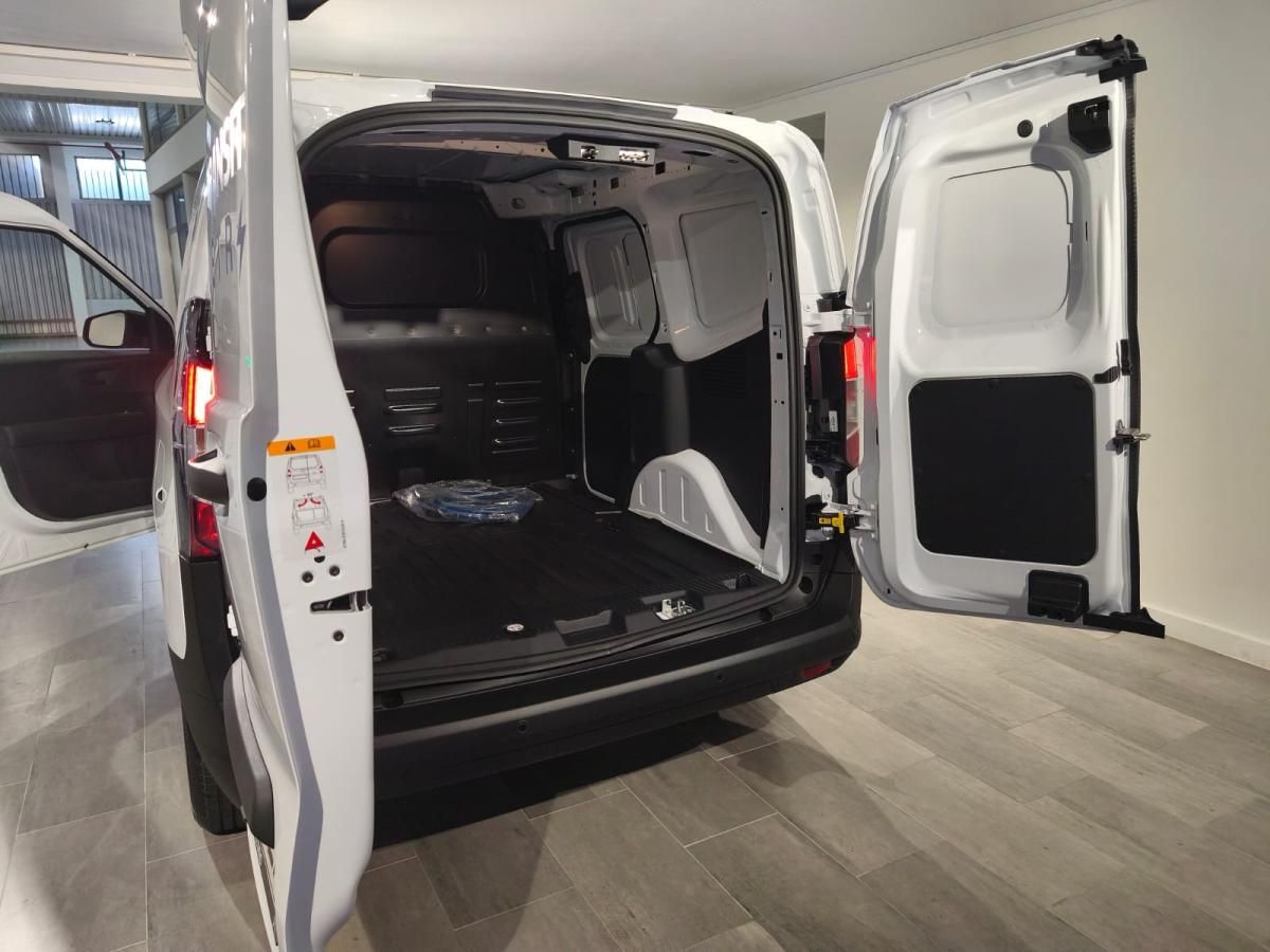 ford-tourneo-courier-2026-eletrico-500cc