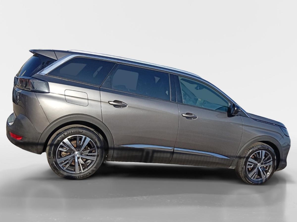 peugeot-5008-2024-gasolina-1199cc
