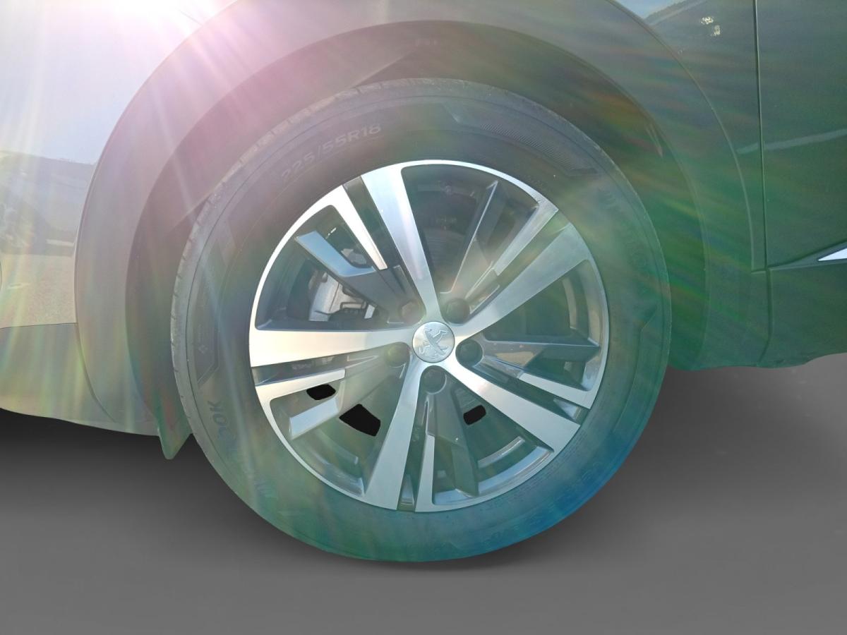 peugeot-5008-2024-gasolina-1199cc
