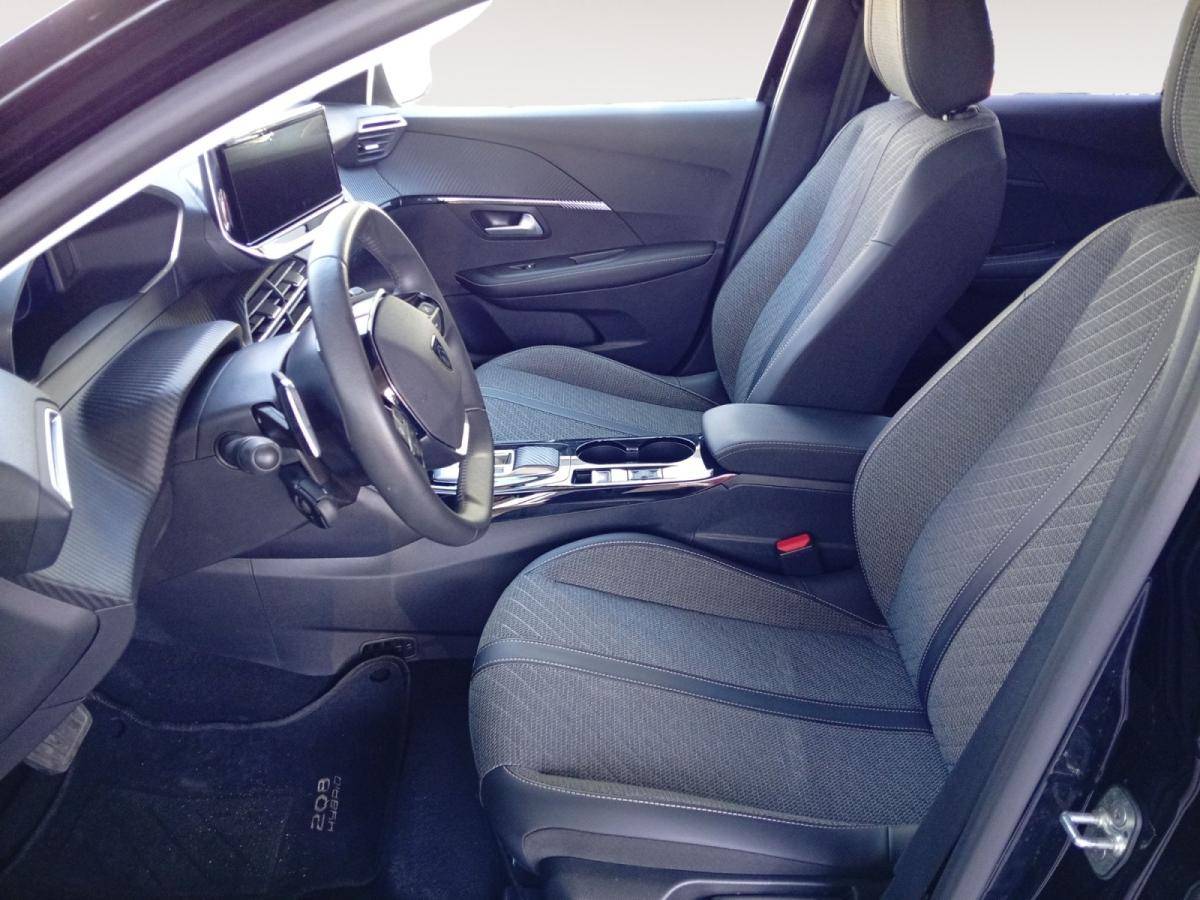 peugeot-208-2025-hibrido-a-gasolina-1199cc