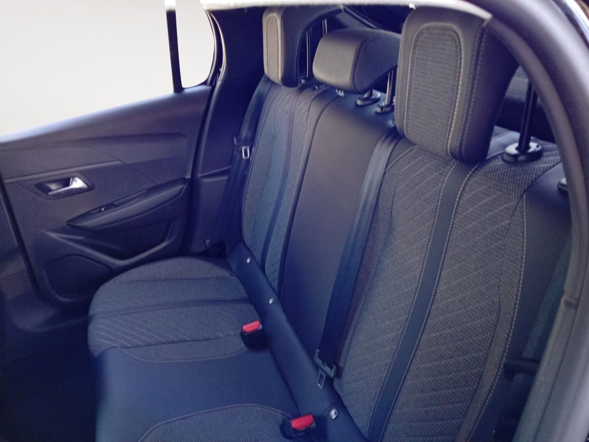 peugeot-208-2025-hibrido-a-gasolina-1199cc
