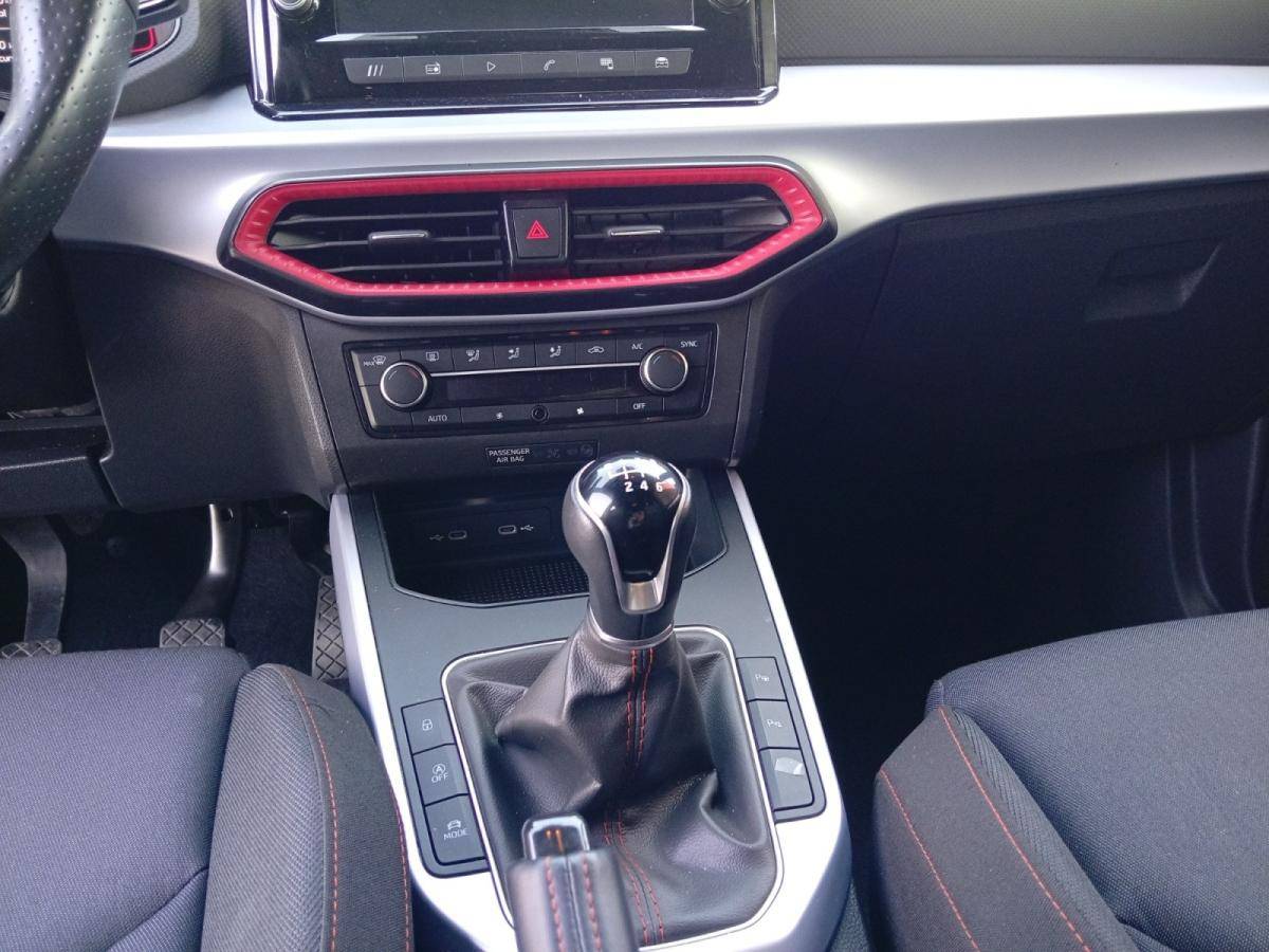 seat-arona-2024-gasolina-999cc